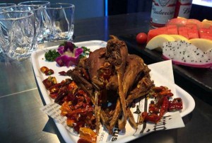 酱酒销售方法和技巧视频（酱香型白酒销售策略与技巧视频指南）