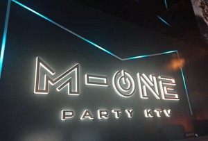 销售卖酒微信破冰话术（微信互动新策略：以酒为媒，轻松破冰销售对话）