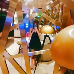 杭州莎莎舞夜生活新体验：紧邻KTV的动感舞步